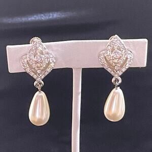 Earrings Vtg NAPIER Clear Rhinestone Faux Pearl Art Deco Dangle Teardrop Drop